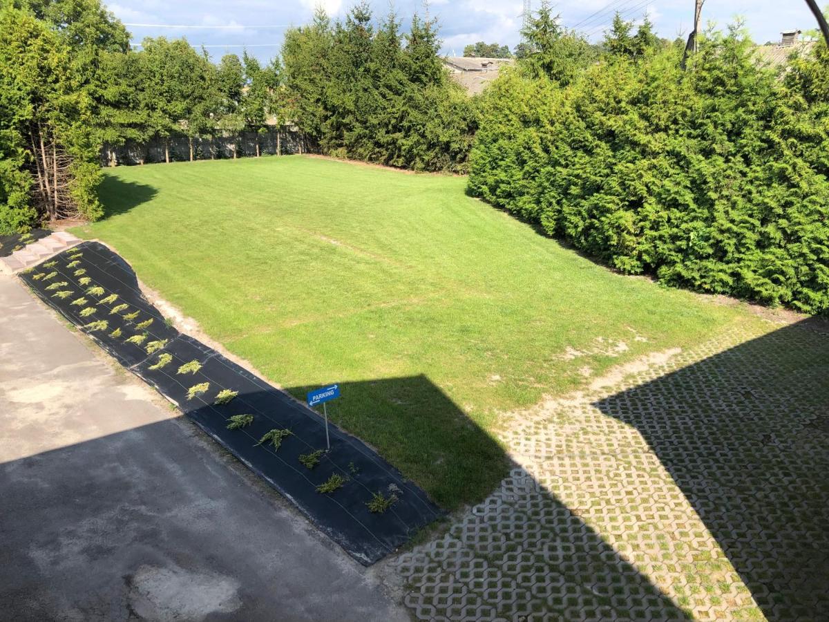 Zajazd Gosciniec Nowosiolki-Kolonia Bagian luar foto