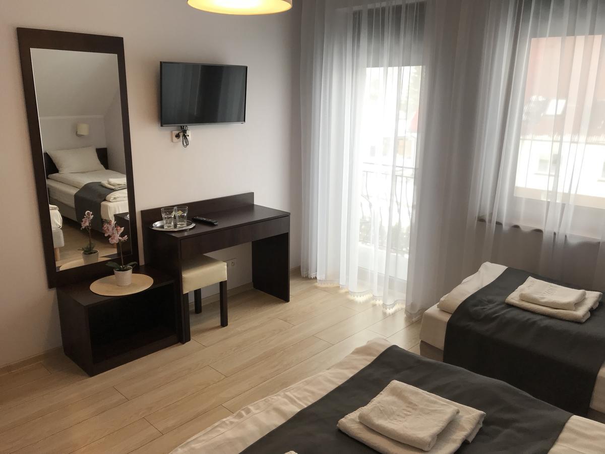 Zajazd Gosciniec Nowosiolki-Kolonia Bagian luar foto